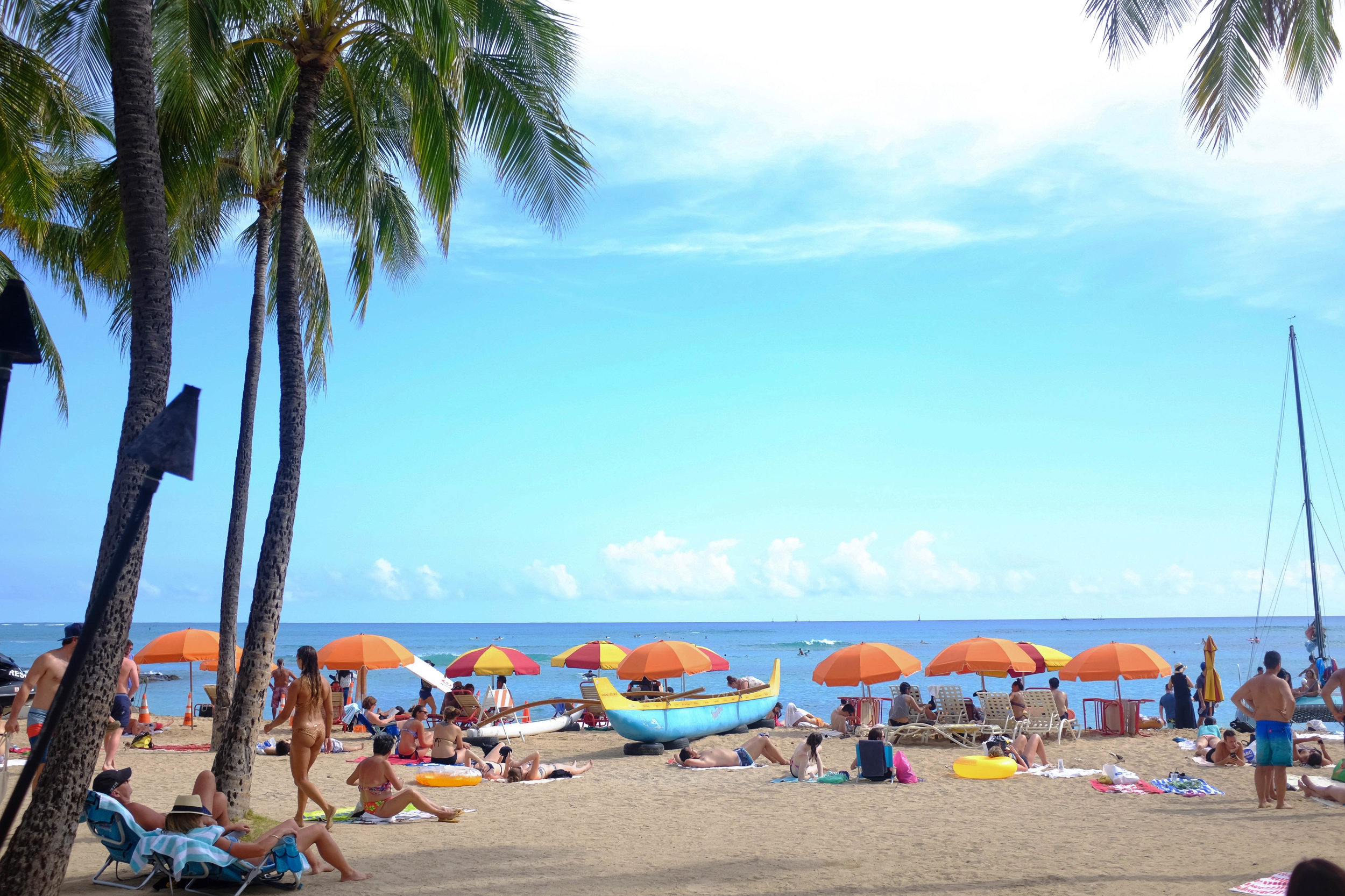 Waikiki Beach - 13 Things To Do On Oahu | Kaci Nicole